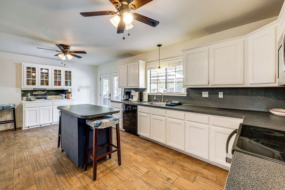 Kitchen | Cooking Basics | Drip & Keurig Coffee Makers