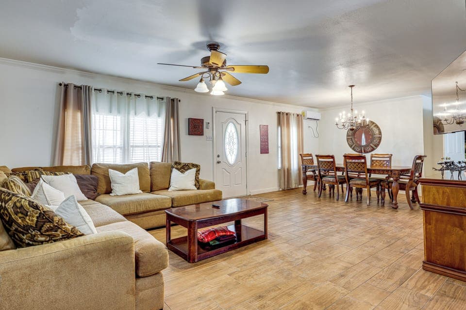 Canyon Lake Vacation Rental | 3BR | 2BA | Step-Free Access | 1,750 Sq Ft