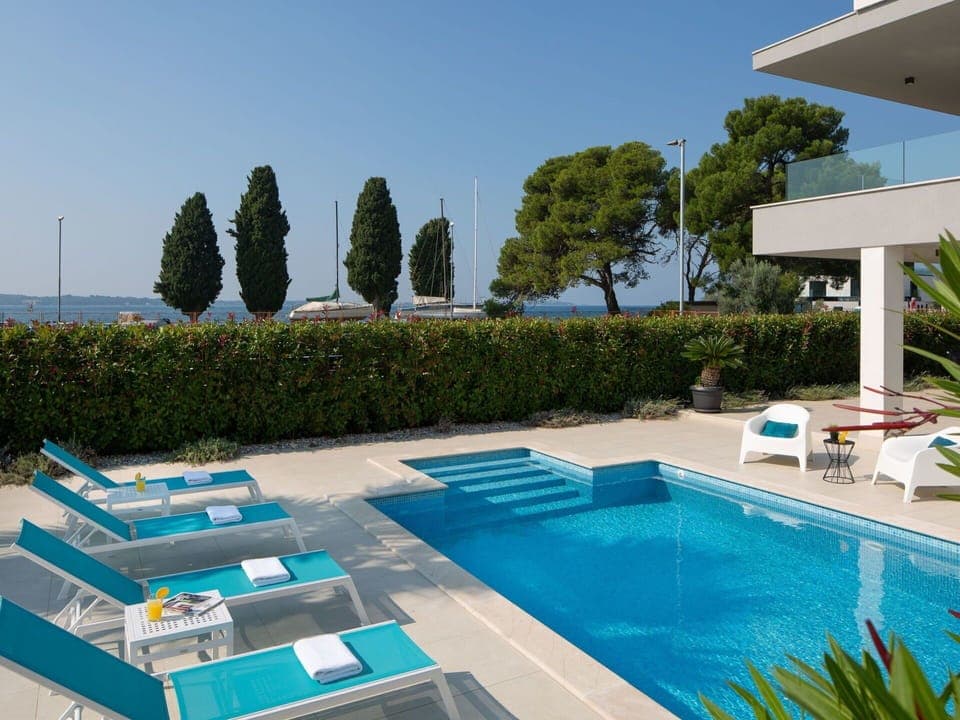 Swimming Pool, Property, Building, Real Estate, House, Residential Area, Architecture, Resort, Villa, Design