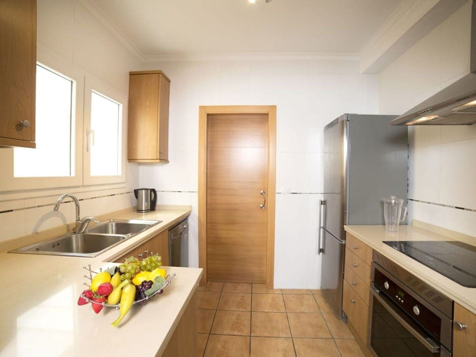 Room, Property, Interior Design, Building, Countertop, Furniture, Floor, Ceiling, Sink, Bathroom