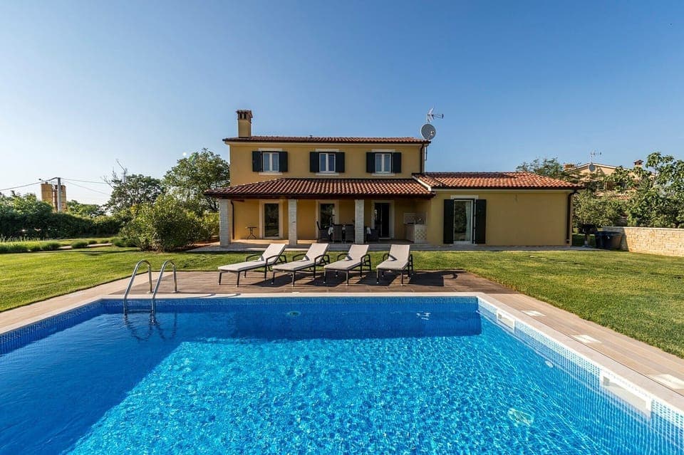 Villa Danelon is ideal place for relaxation near city Poreč.