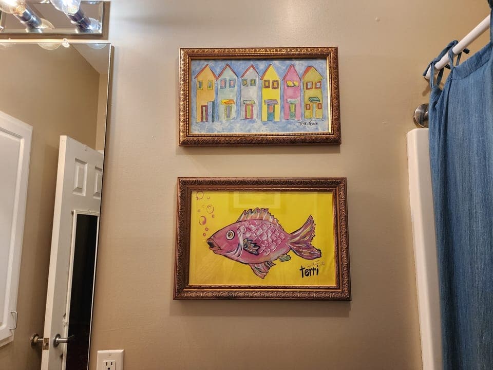 Decor in bathroom