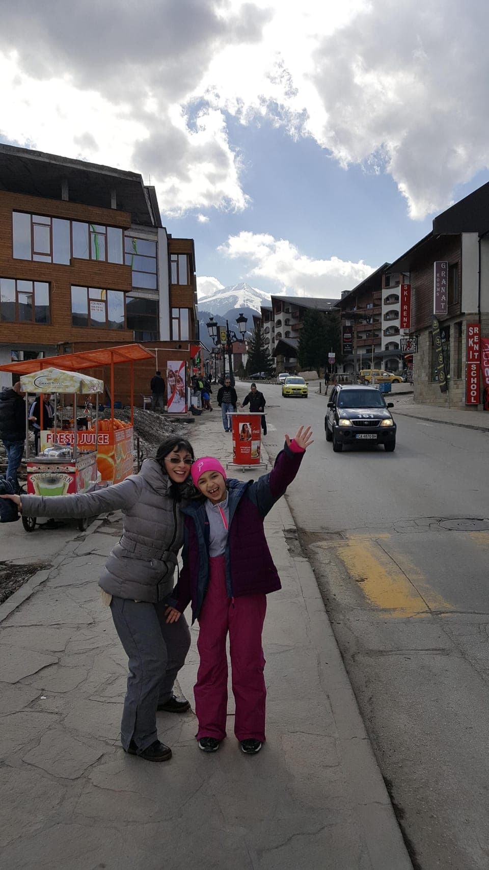 To the slopes - around the corner from the complex