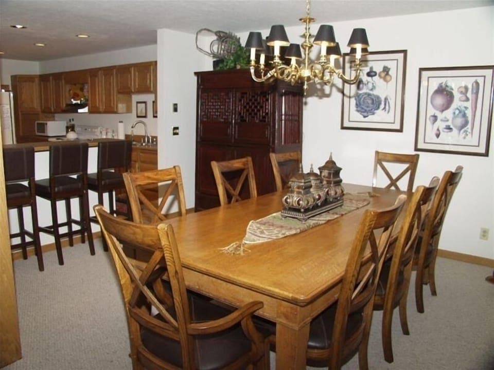 Dining Room and Kitchen bar