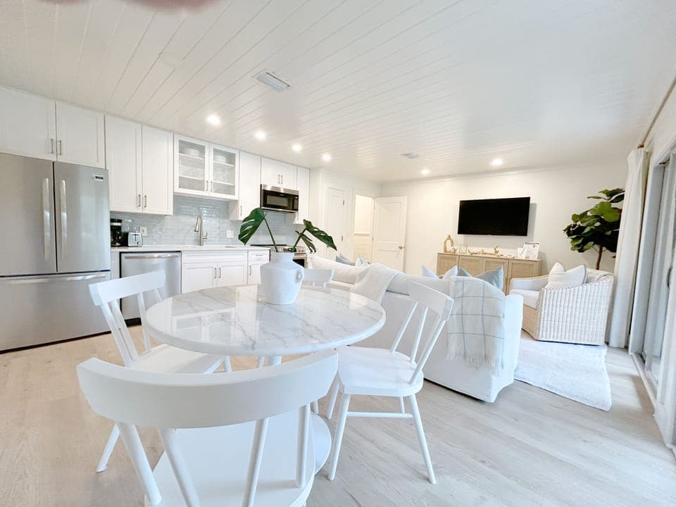 Inlet Dunes 205- Salt and Light | Main Living and dining area