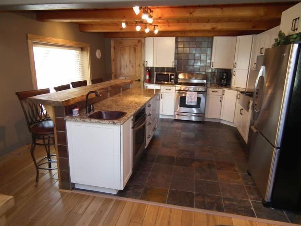 Gourmet Kitchen