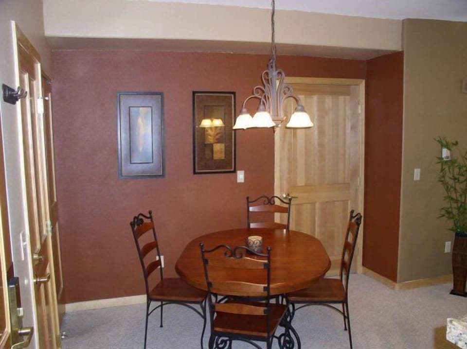 Dining Table seats 6