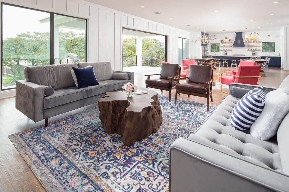 Guadalupe Riverfront, luxurious home!