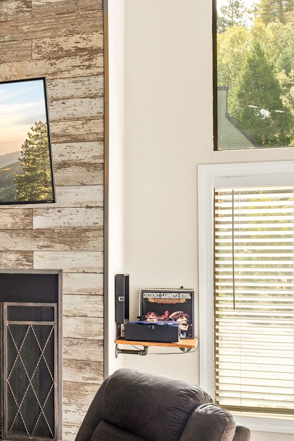 Record player and vintage vinyls