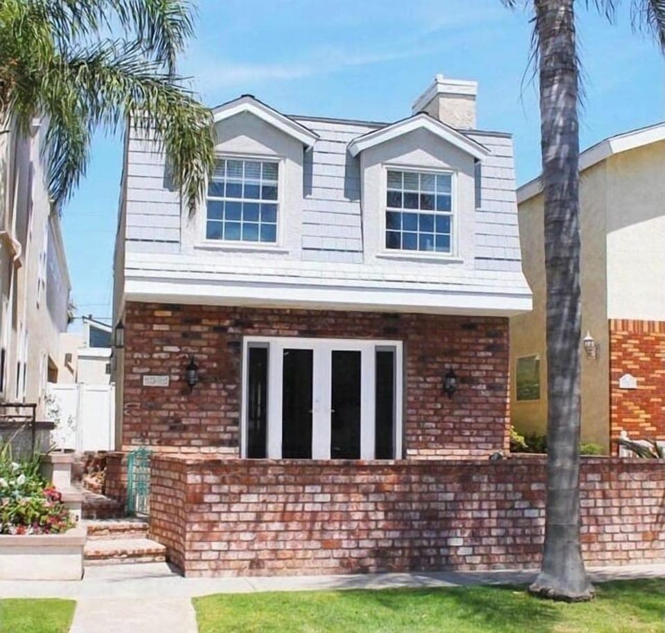 Surf City Beach Cottage