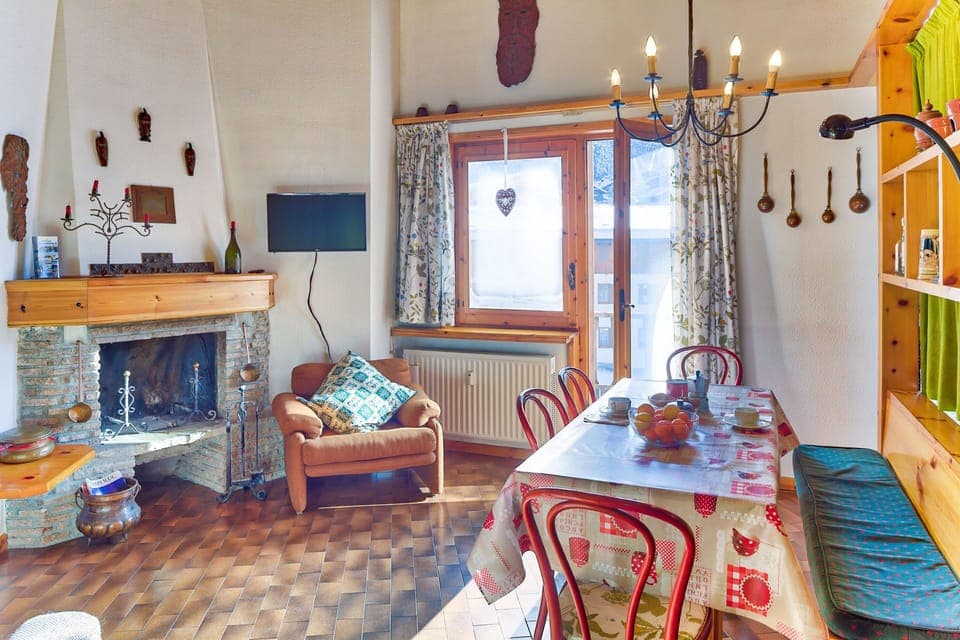 Dining Room, Living Room