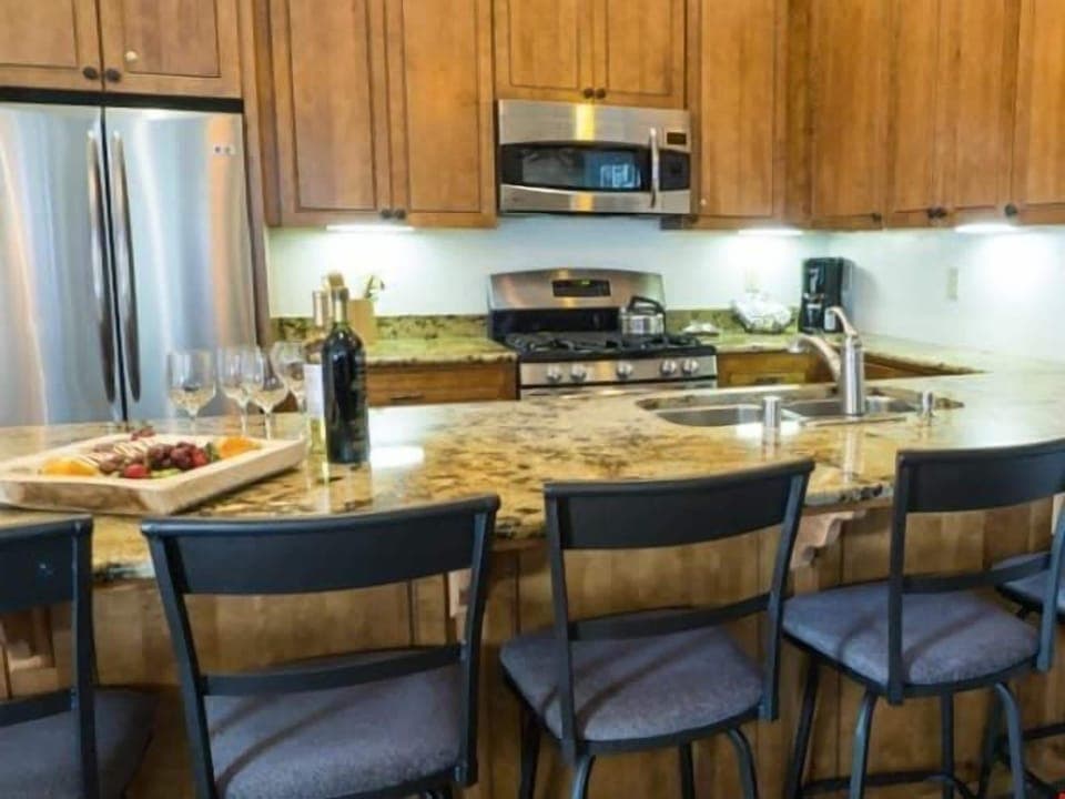 Take a seat at the breakfast bar.