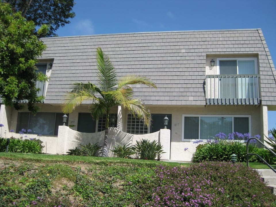 Townhome is a Duplex, so only one neighbor. Attached wall is not a bedroom wall.