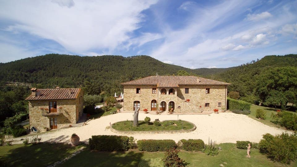 villa LeBolli Siena villa for holiday