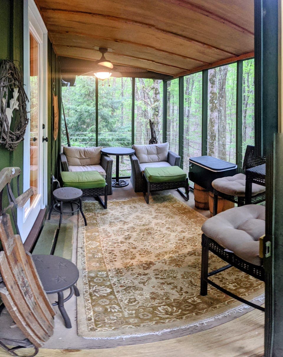 back screened in porch