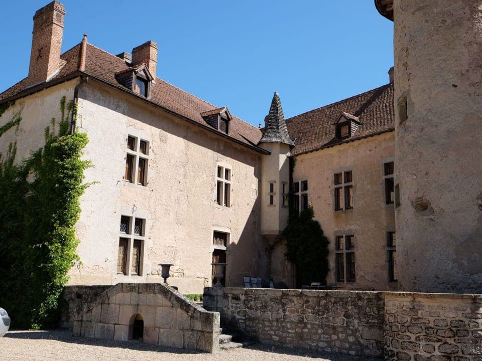 Building, Medieval Architecture, Property, Architecture, Town, Wall, Castle, Sky, Facade