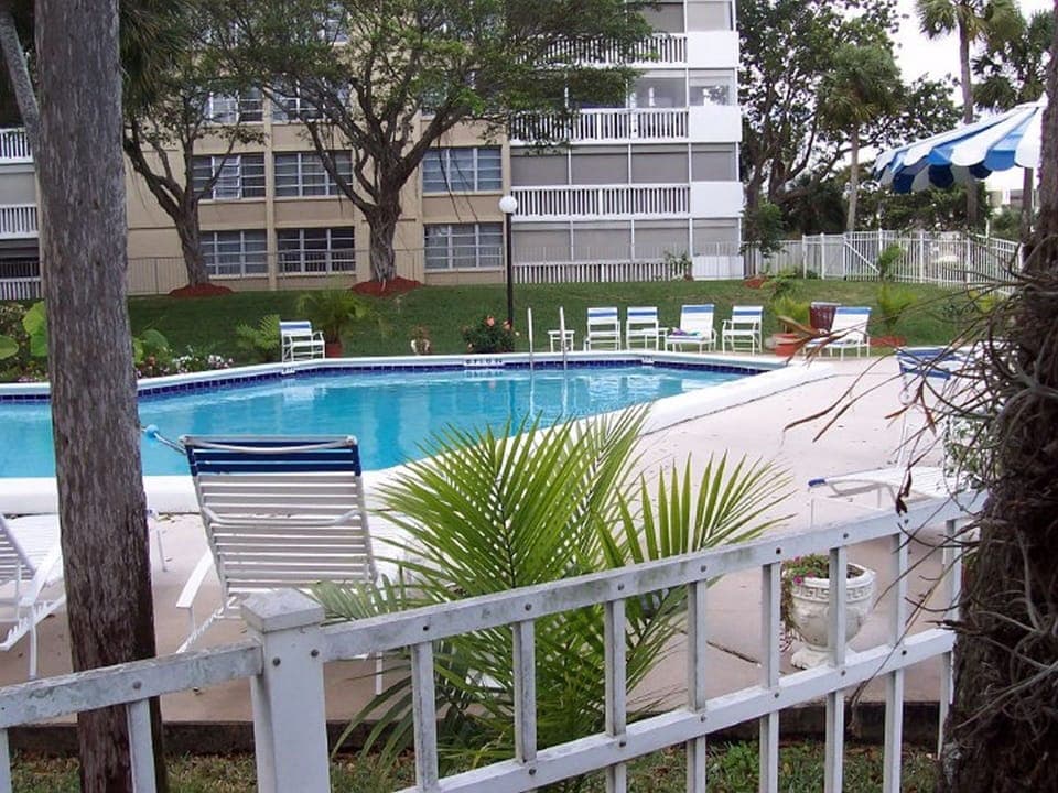 Pool area
