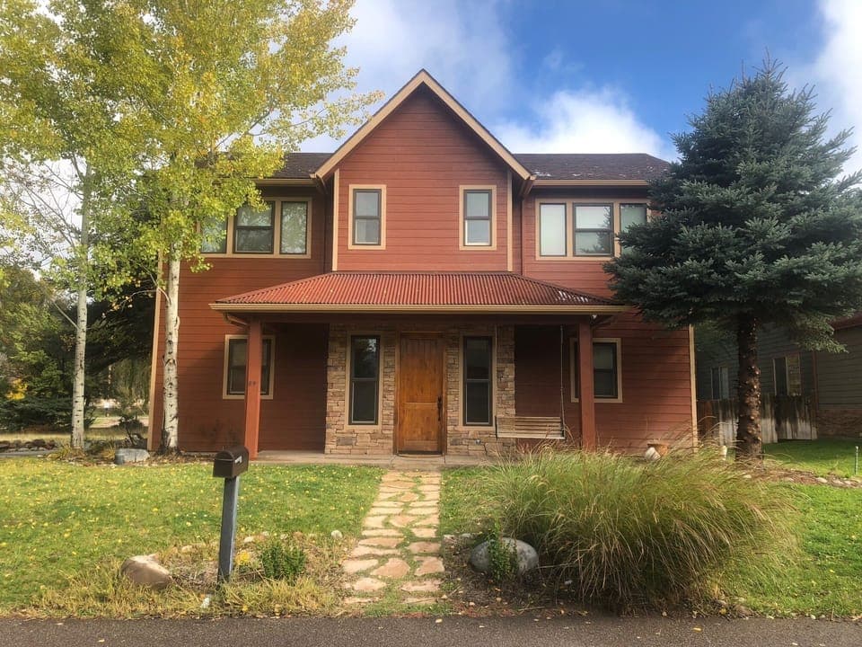 3 Bed 3 Bath Mountain House
