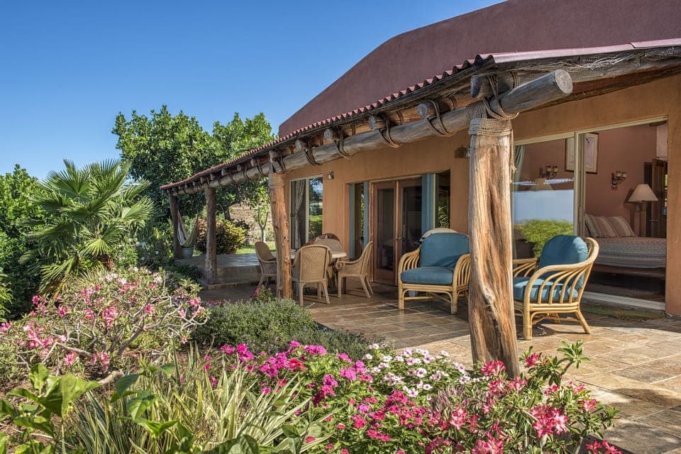 Comfortable and spacious lanai to relax, nap, BBQ and
 dine.