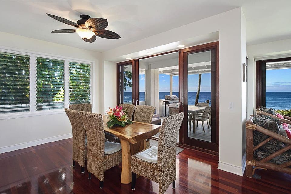 DINE INSIDE OR OUT - BEST TABLES IN POIPU!