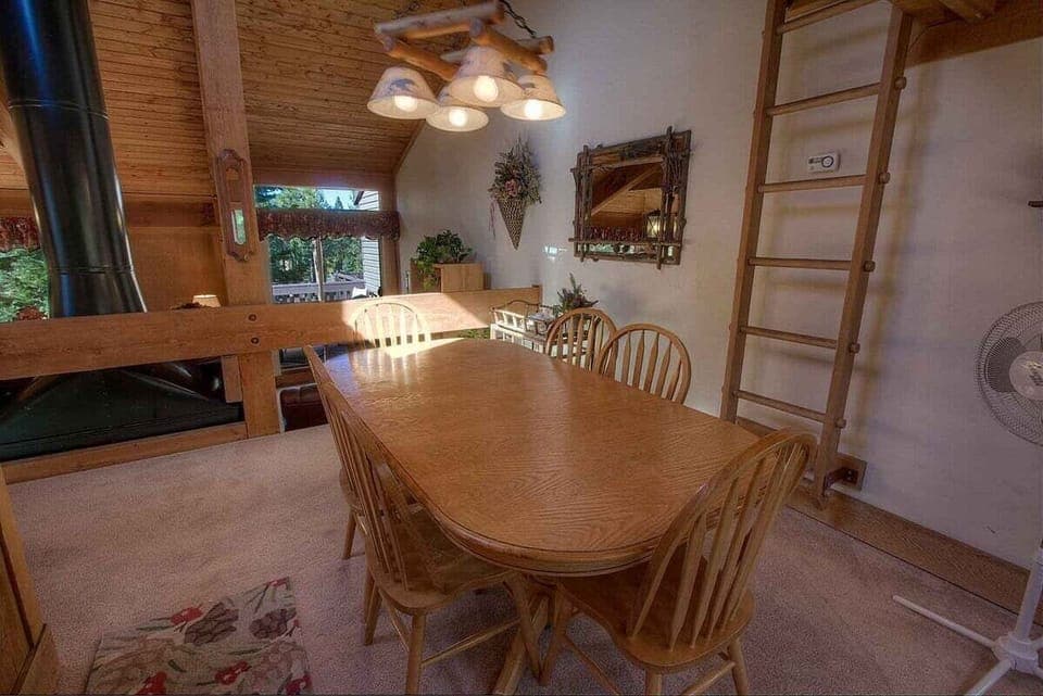 Second Level- Dining Area