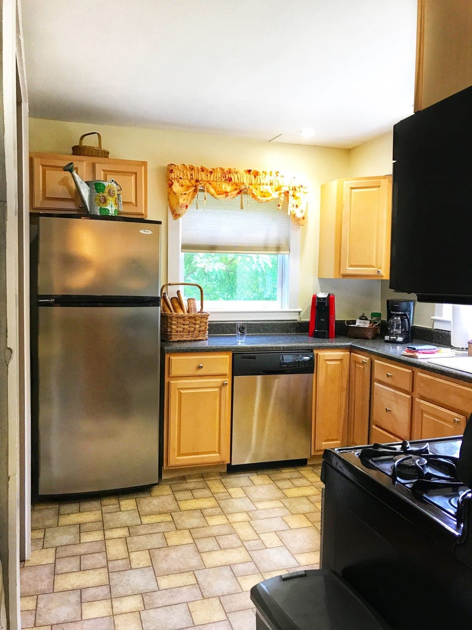 The kitchen has a all stainless-steel, top of the line appliances