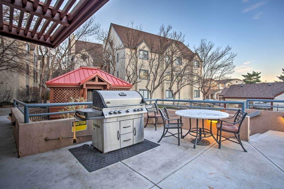 Denver Vacation Rental | 2BR | 2BA | 865 Sq Ft | Steps Required