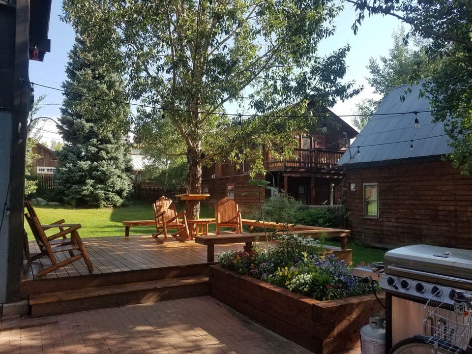 Outdoor dining