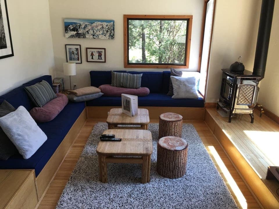 Sunken living room with beautiful views of Palisades Resort.