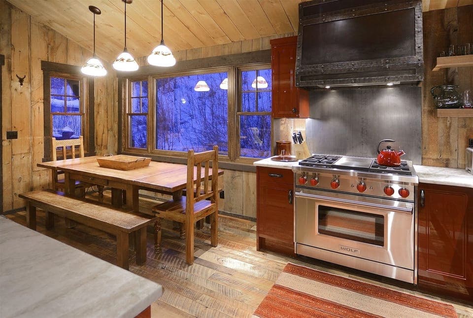 Private kitchen