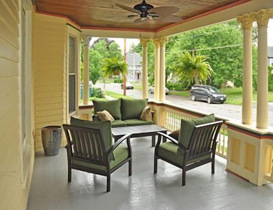 front porch sitting area