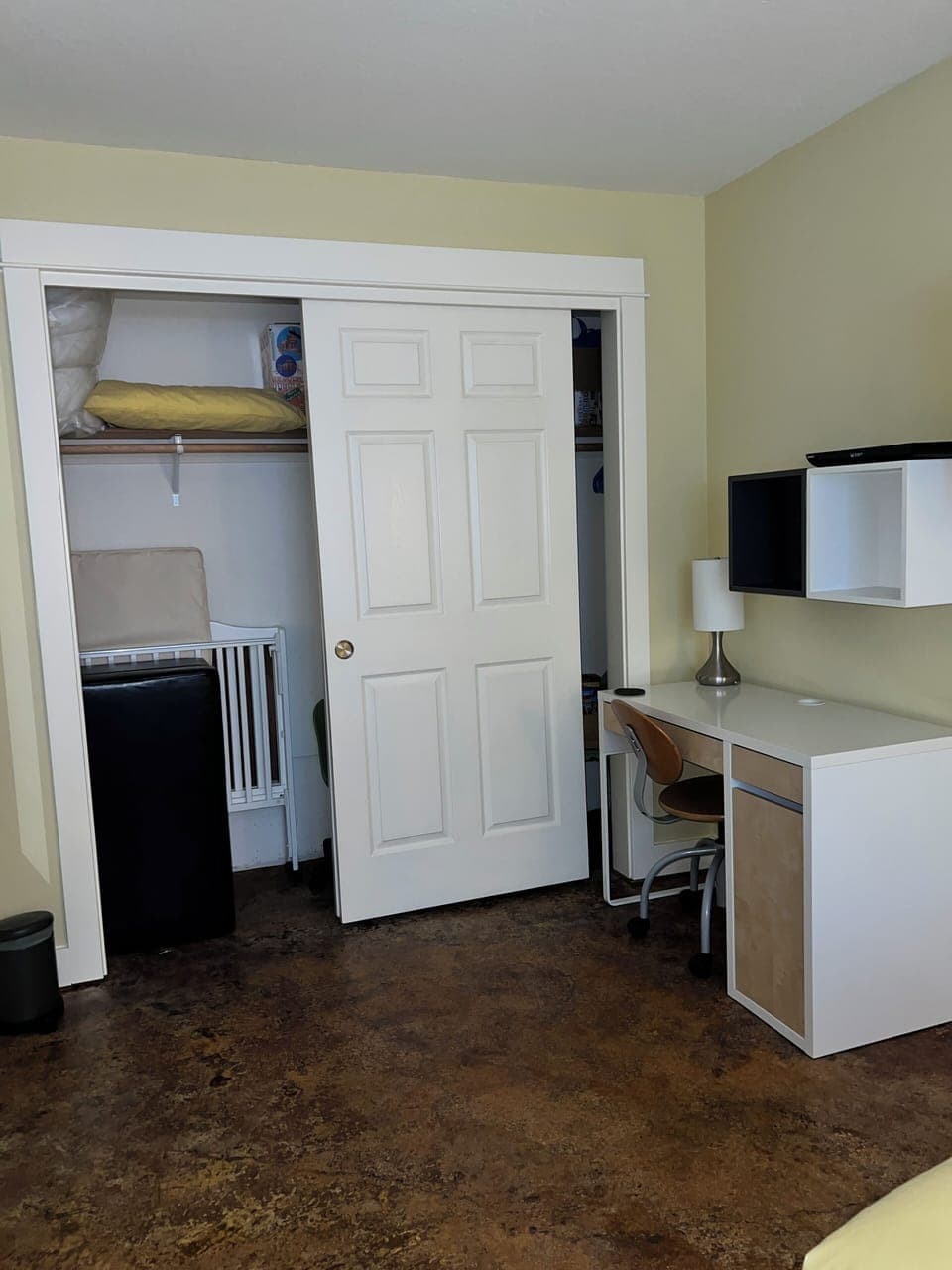 Unit 2: desk, closet, crib, portable cot, hangers