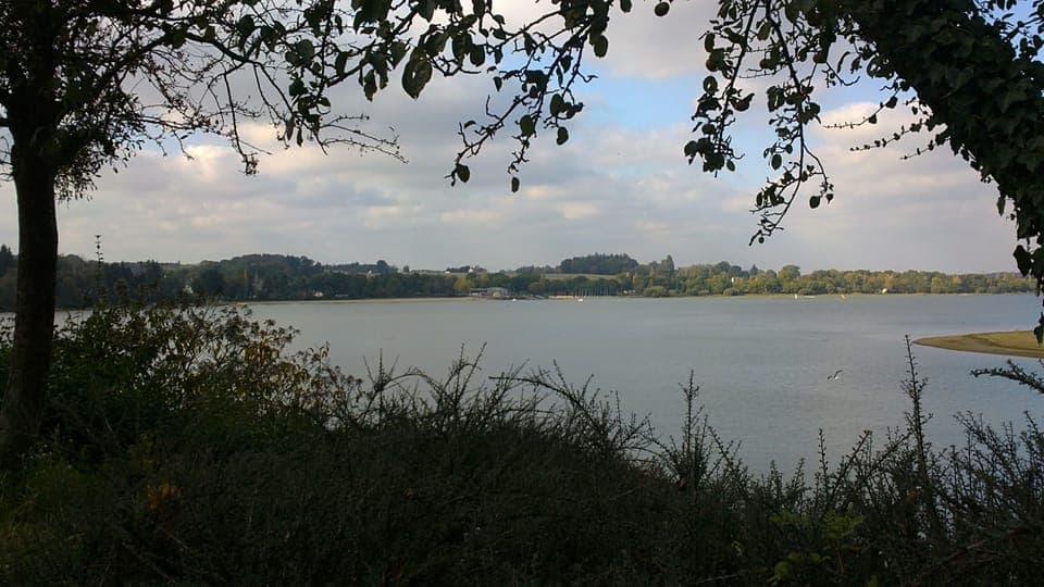 The Lac au Duc, Ploërmel - family beach, sailing school, water-skiing, crèperie