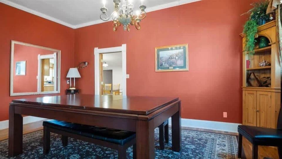 Table/ Pool Table