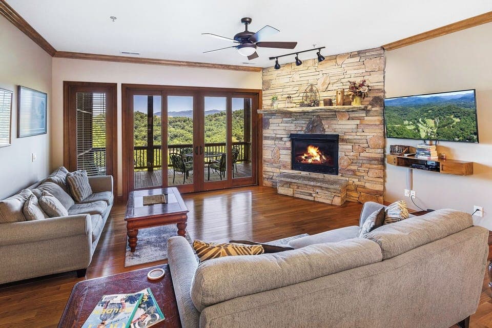 Living Room w/Fireplace & TV