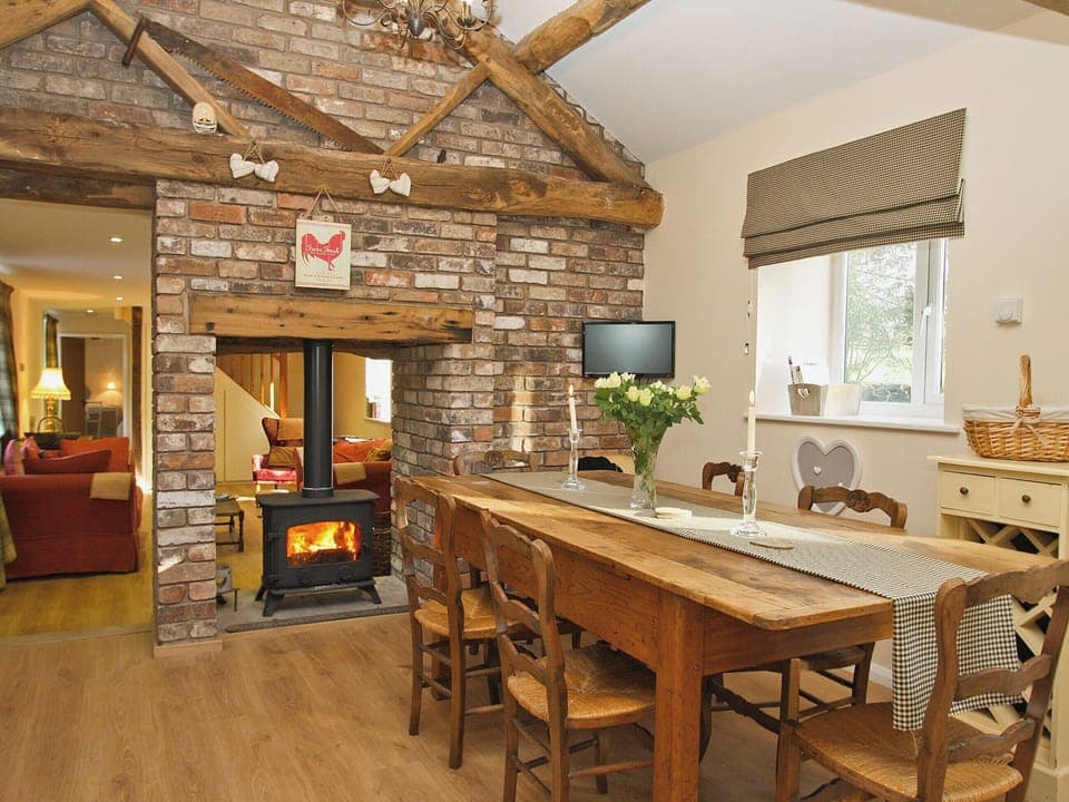 Dining room | Clawdd Offa, Penyffordd, nr. Chester
