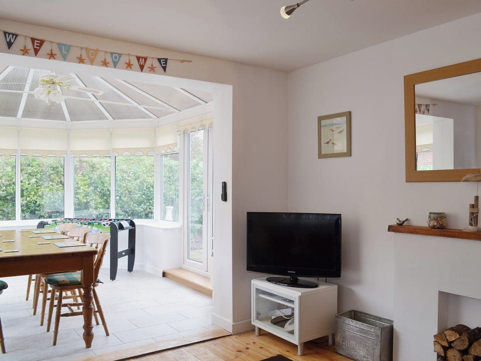 Open plan living/dining room/kitchen | Coastal Hideout, Wells-next-the-Sea