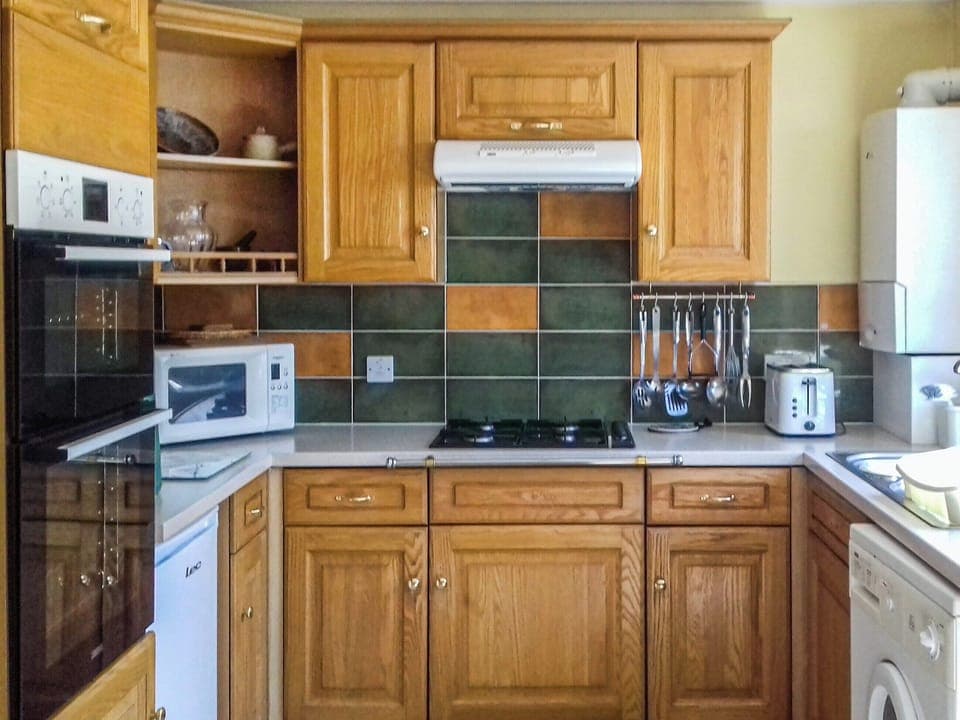 Kitchen | Kay&rsquo;s Cottage, Buckfastleigh