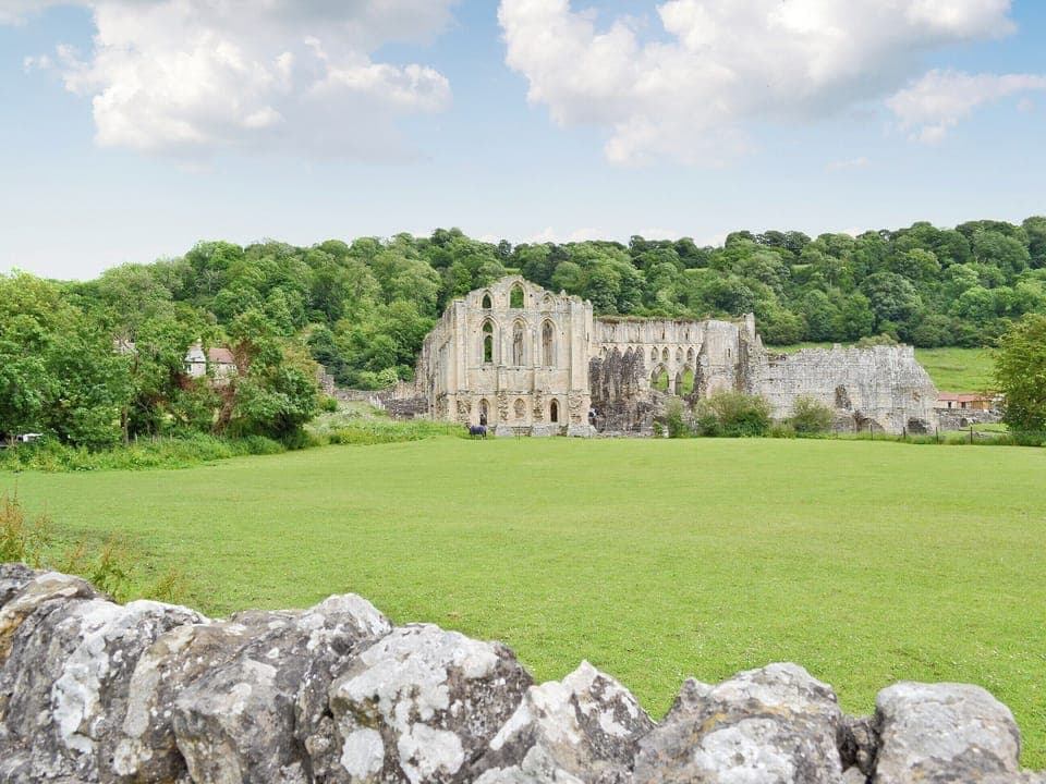  Rievaulx Abbey | Mill House - Rievaulx Cottages, Rievaulx, near Helmsley