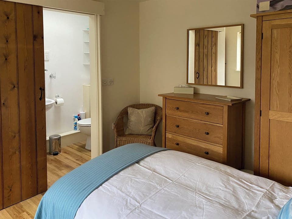 Twin bedroom | The Stables, Occold, near Eye