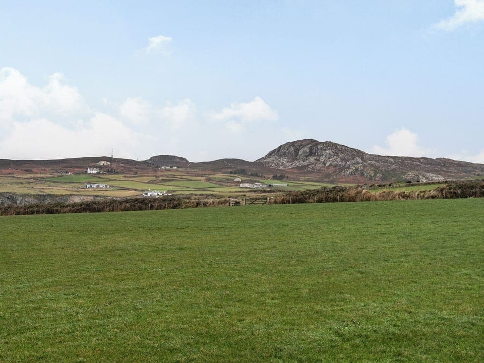 Surrounding area | Primrose Cottage - Anglesey Seaviews, Penrhos Feilw, near Trearddur Bay