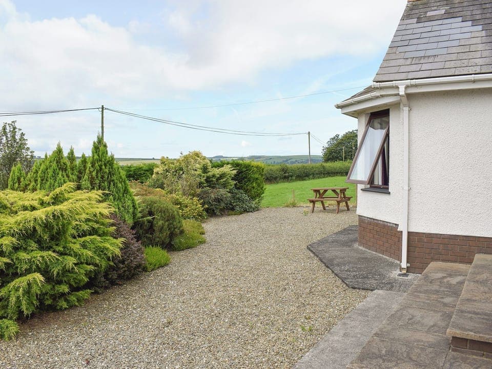 Well-maintained patio and garden areas | Bryneirin, Bwlchyfadfa, Talgarreg