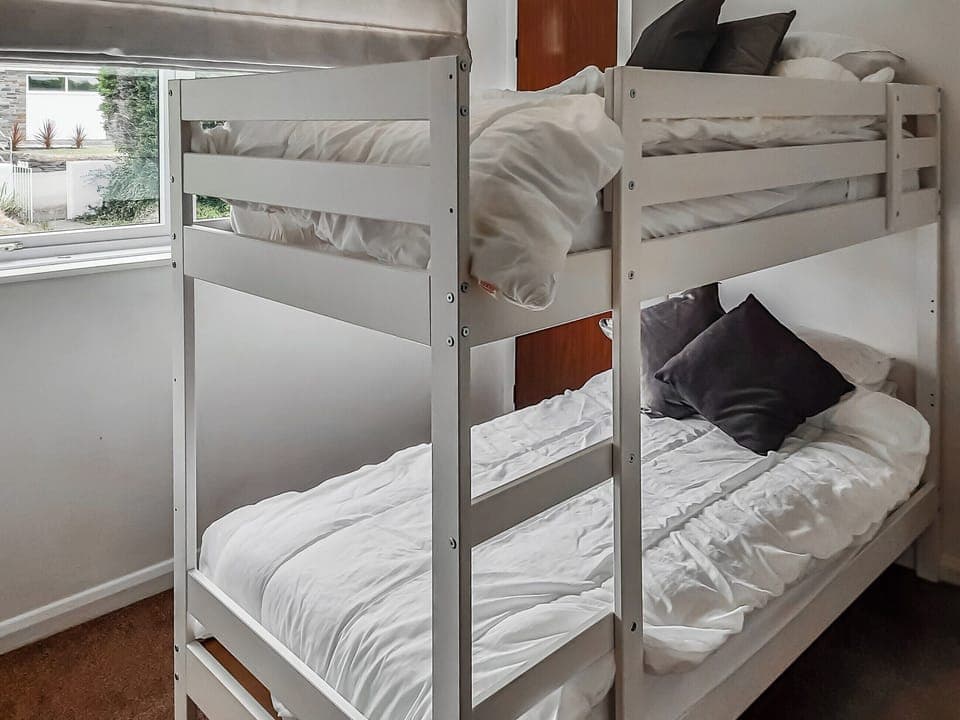 Bunk bedroom | Valley Truckle Bungalow, Valley Truckle, near Tintagel