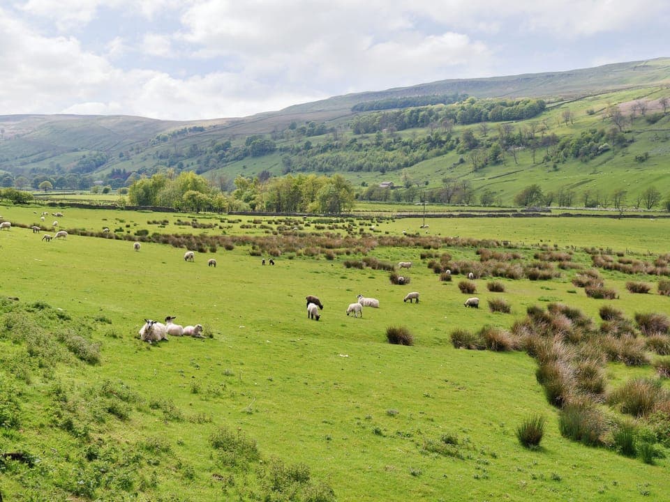 Magnificent countryside views | Mystified Bungalow, Bishopdale, near Leyburn