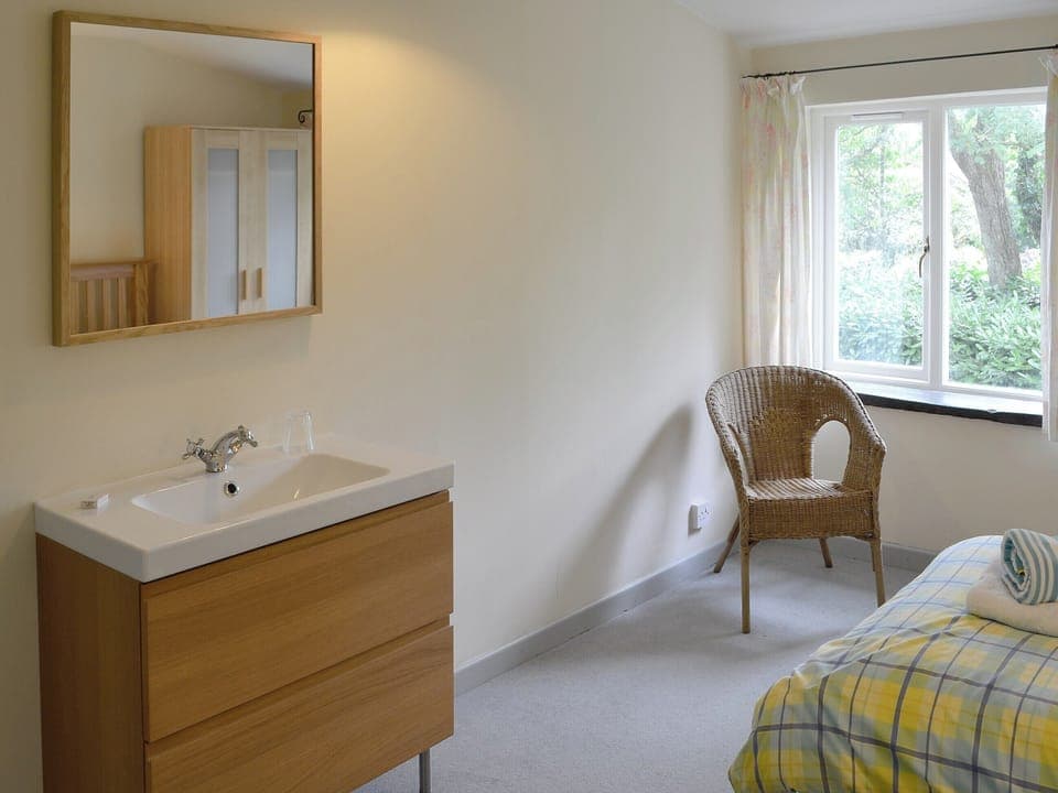 Twin bedroom | Every - Trescobel Cottages, St Kew, near Port Isaac