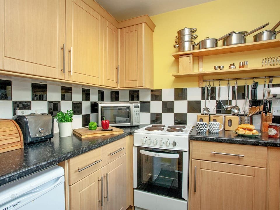 Kitchen | Ted &rsquo;n&rsquo; Betty&rsquo;s, Buckfastleigh