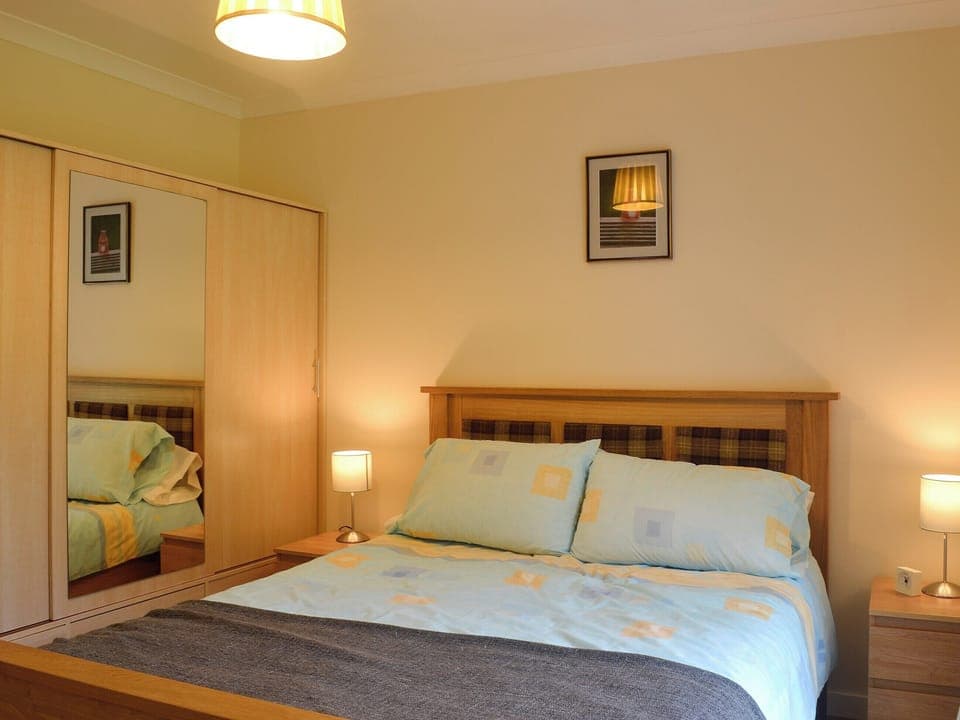 Double bedroom | Cameron Lodge Cottage, Innellan, near Dunoon