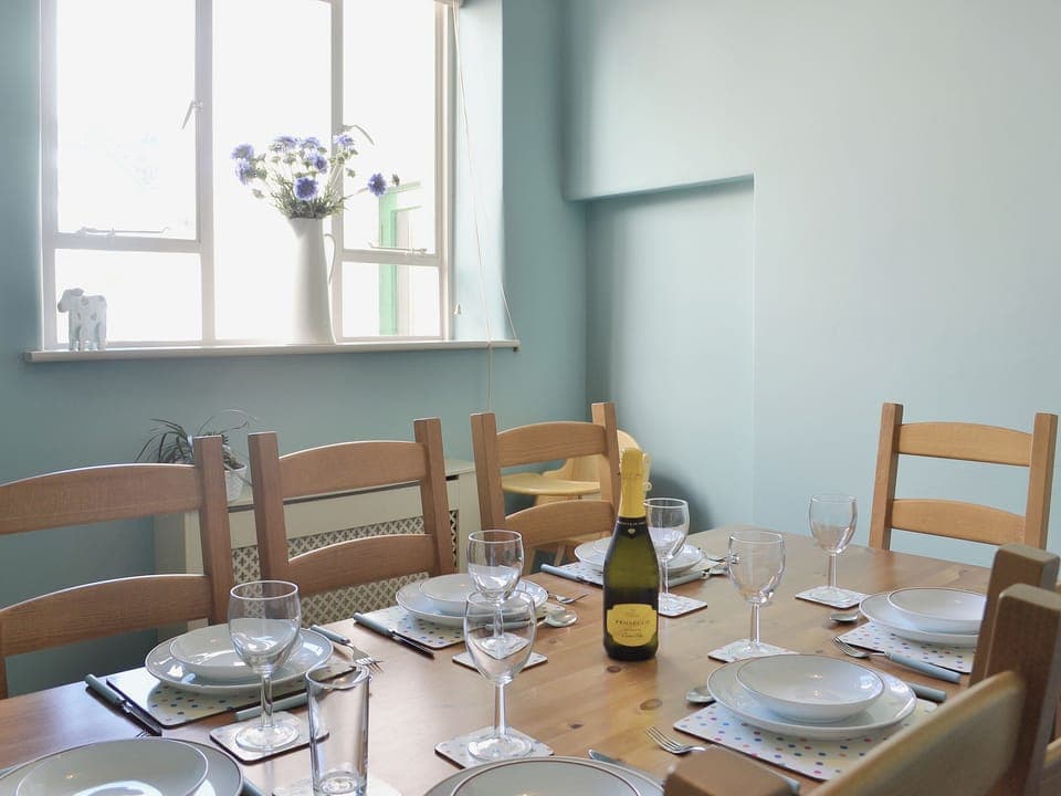Dining room | Water&rsquo;s Edge, Instow, Bideford