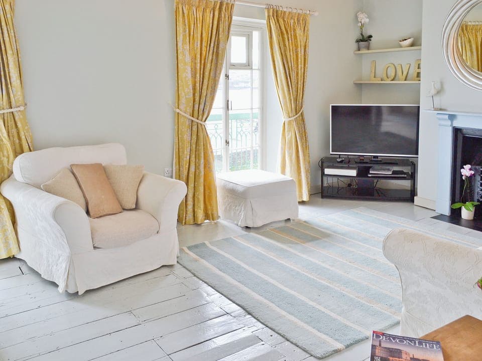 Living room | Water&rsquo;s Edge, Instow, Bideford