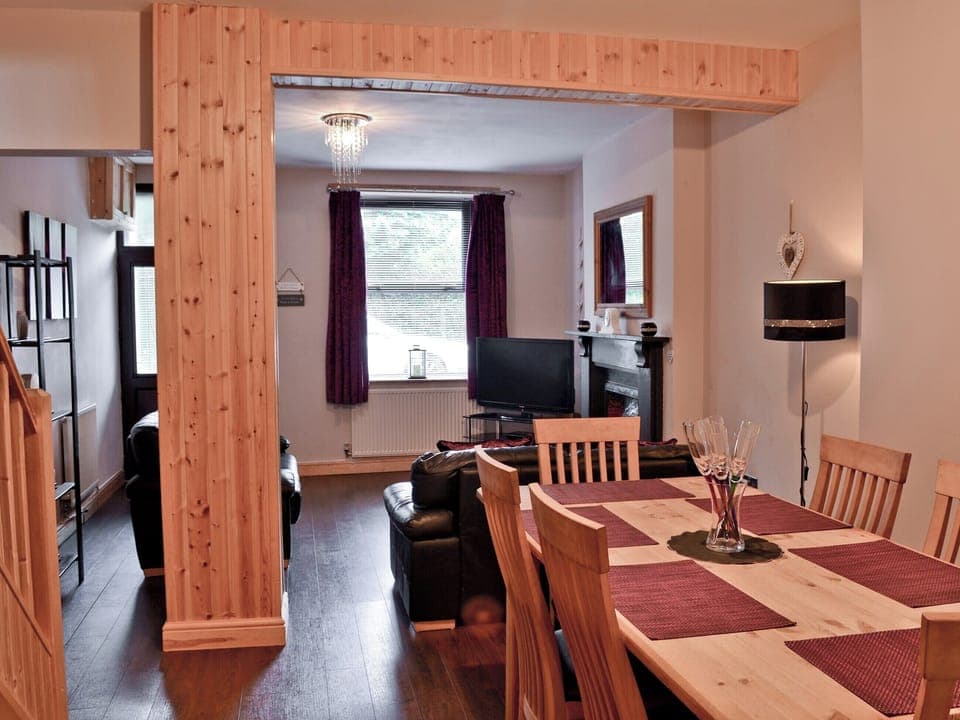 Dining area | Quarry Cottage, Bethesda, near Bangor